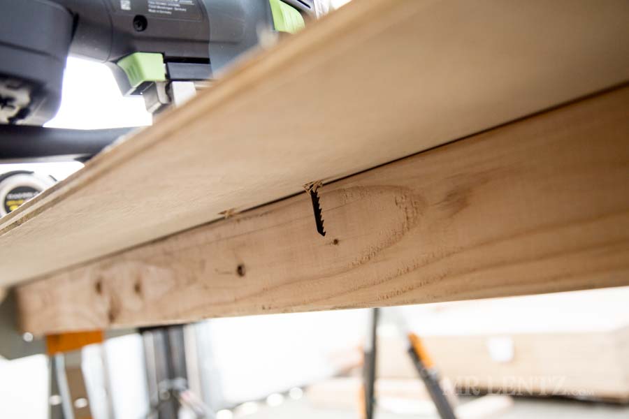 jigsaw blade clearance