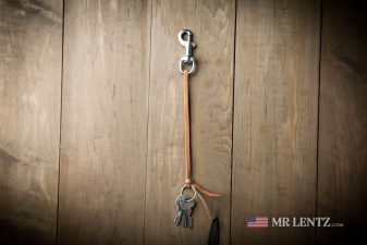 leather knot keychain in brown