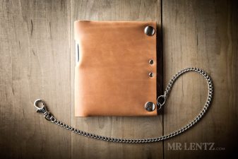 chain travel wallet