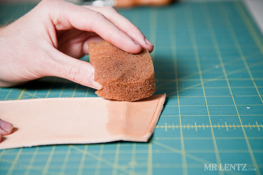 LeatherCardWalletTut_0068