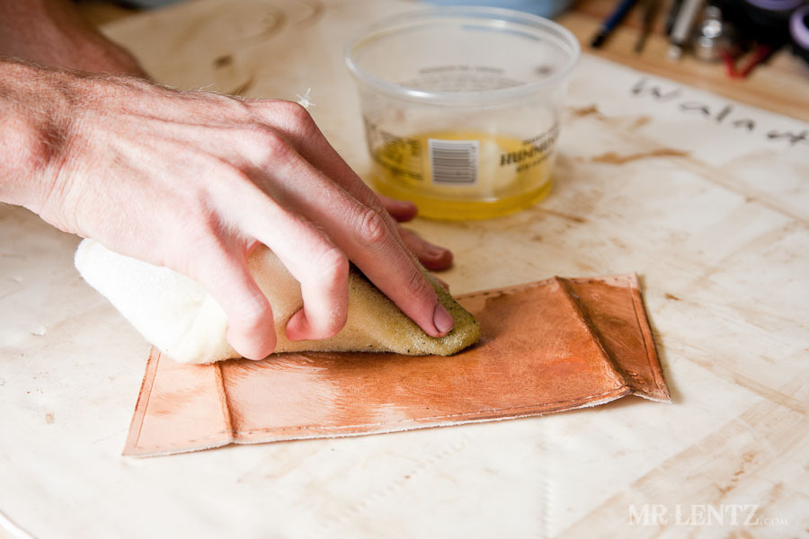 LeatherCardWalletTut_0123