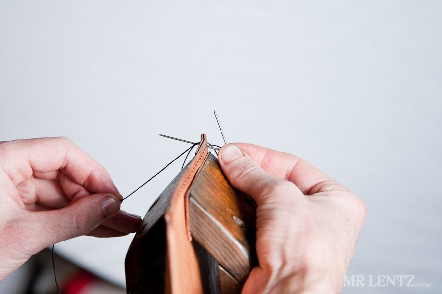 LeatherCardWalletTut_0145