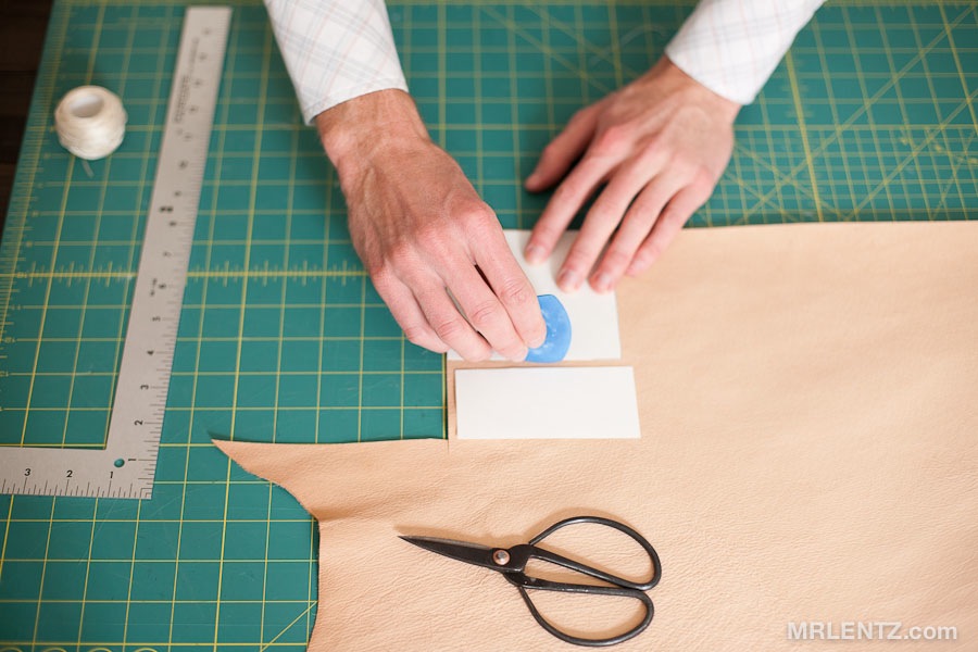 MakingOfStrapWallet01_0089.jpg