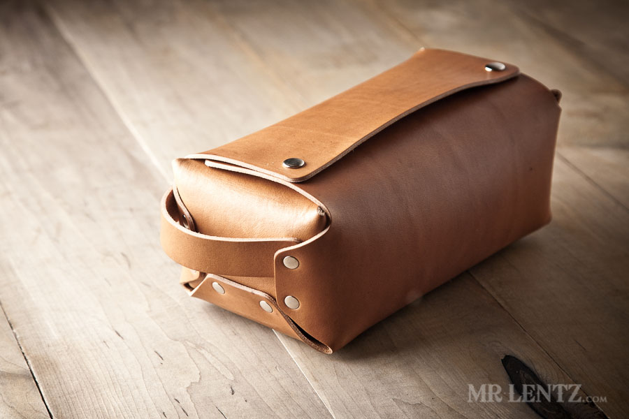 mens-leather-toiletry-kit-dopp-kit-travel-case_200_0040