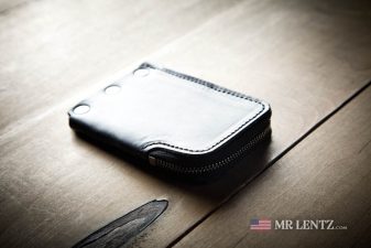 sleek pocket wallet in black color