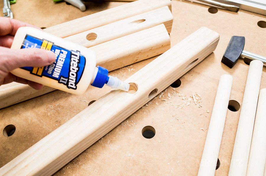 wood-stool-diy-ho-to-make-bar-stool-tutorial_0121