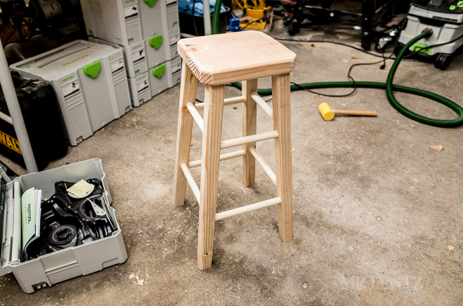 wood-stool-diy-ho-to-make-bar-stool-tutorial_0129