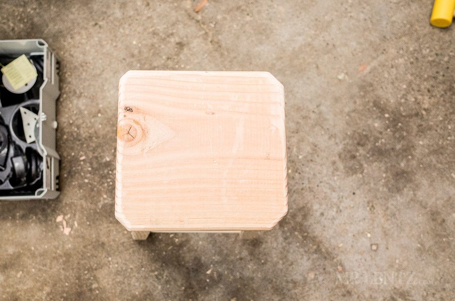 wood-stool-diy-ho-to-make-bar-stool-tutorial_0130